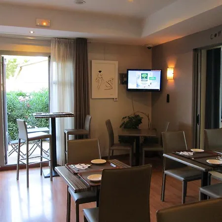 Top Motel Appart hôtel Istres